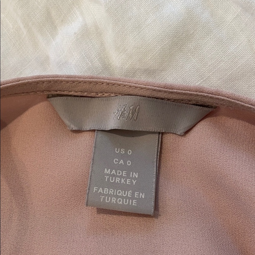 H&M Blouse - Picture 3 of 3